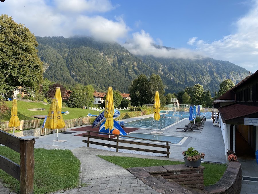 Warm-Freibad