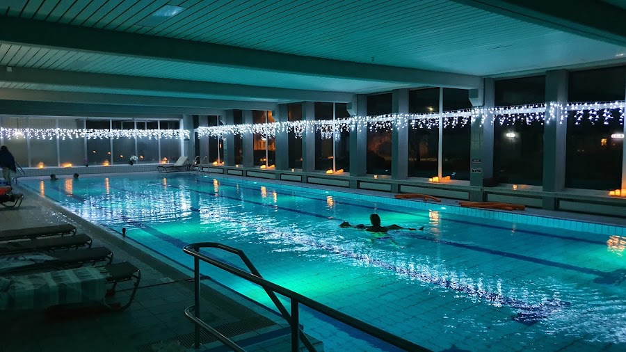Hallenbad