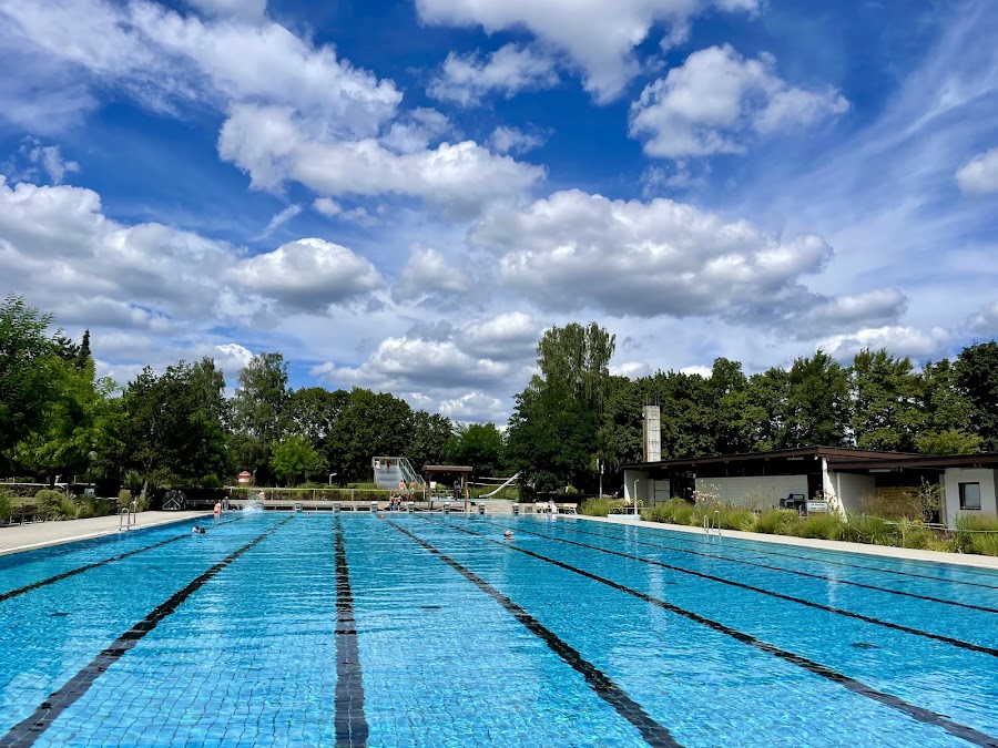 Natur- und Solarfreibad „Zum Schleifweiher“
