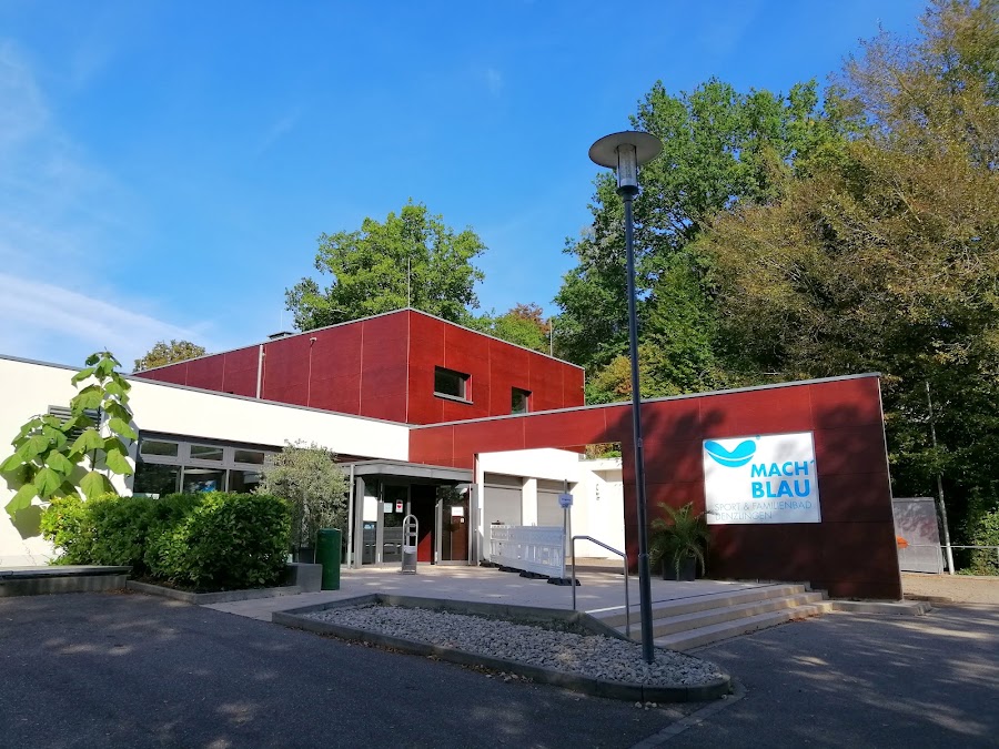 Mach' Blau - Sport- und Familienbad