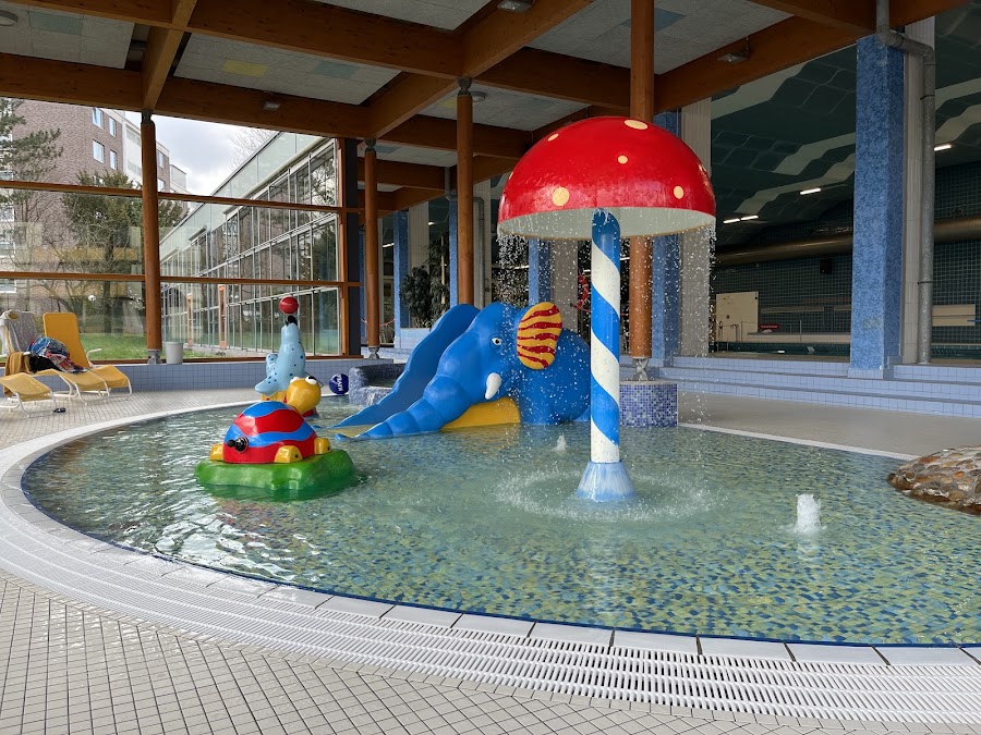Schwimmhalle Süd