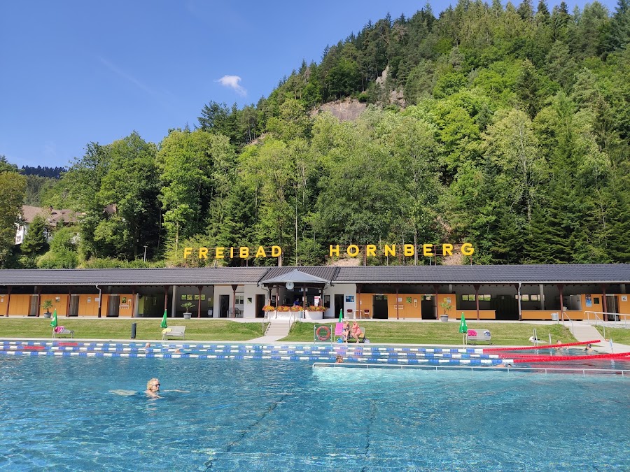 Beheiztes Freibad Hornberg