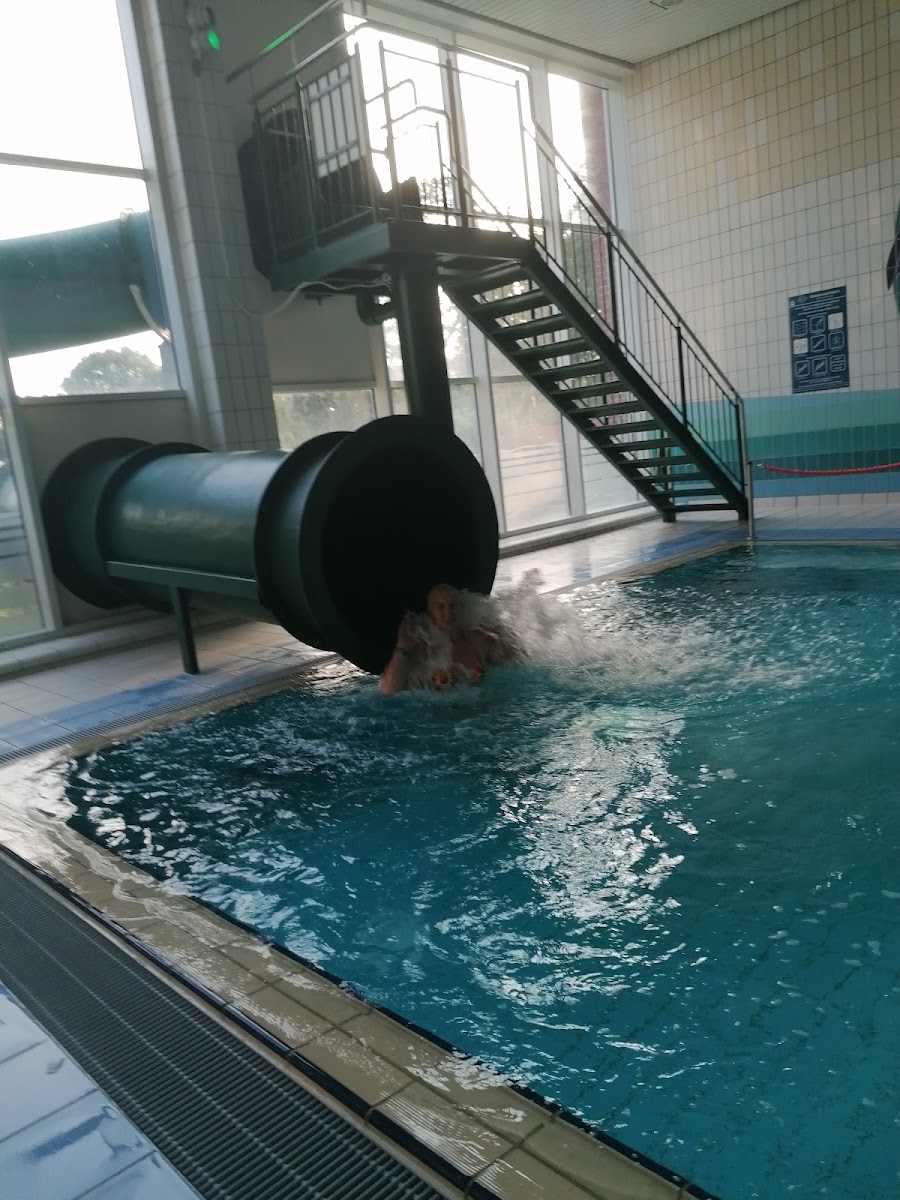 Schwimmhalle