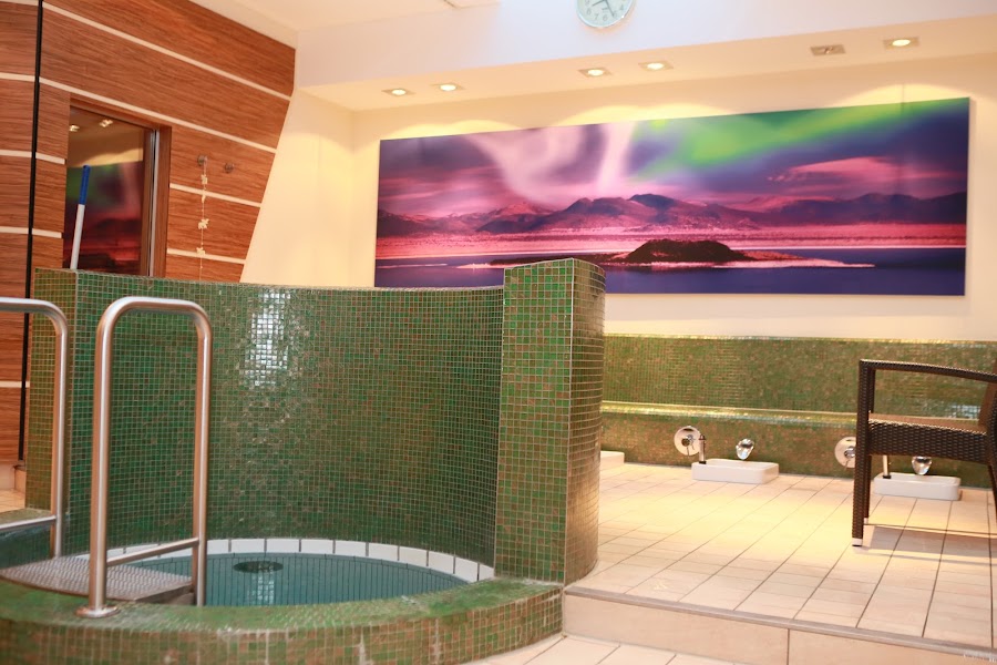 Hallenbad und Sauna