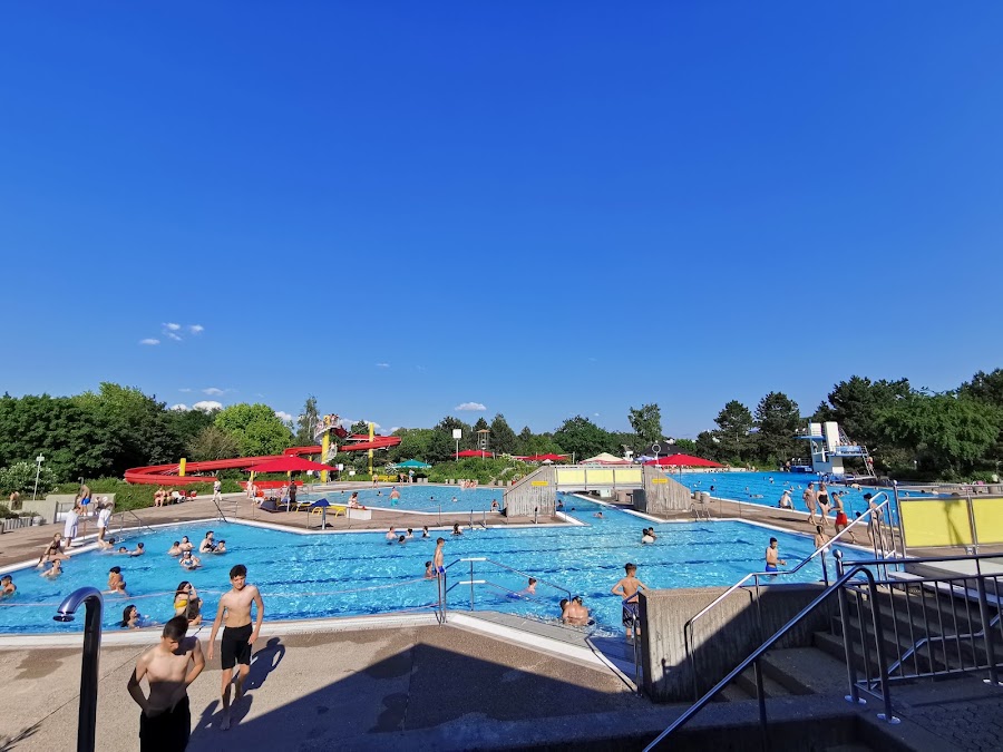 Freibad Hallstadt