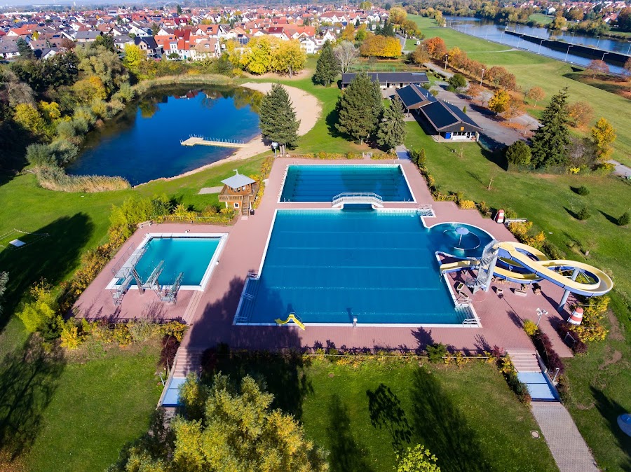 Main-Auen-Badewelt