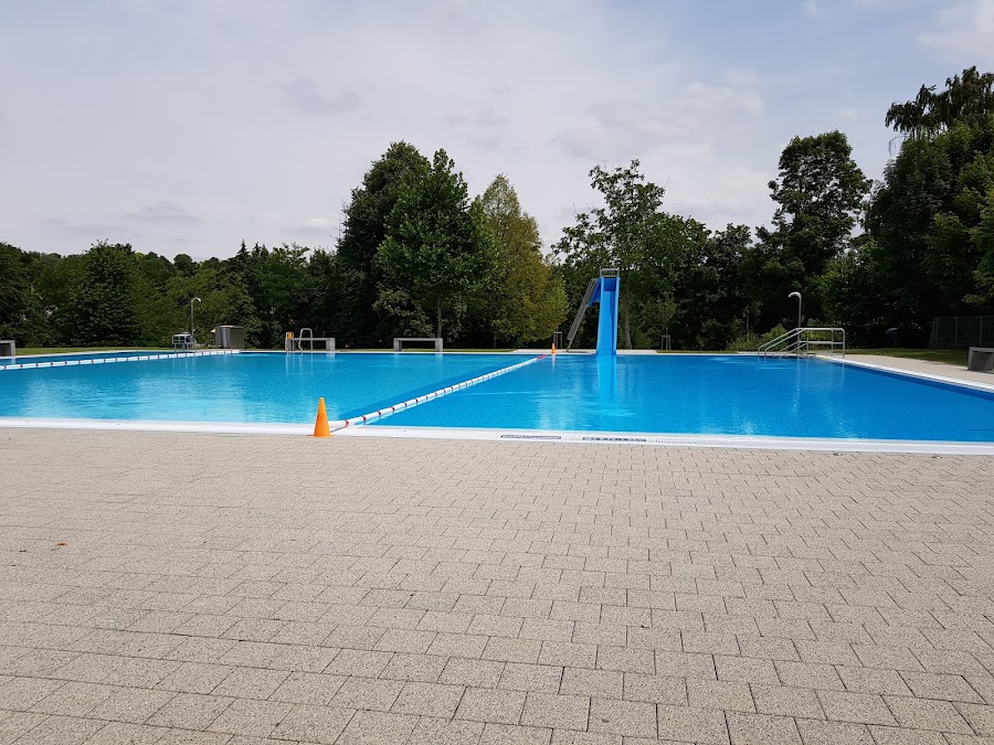 Freibad Heidelsheim