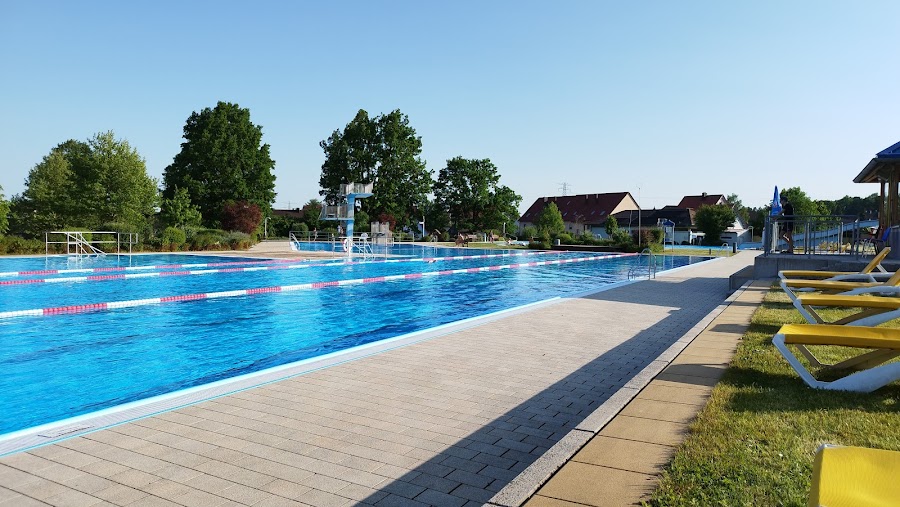 Nichtschwimmerbecken