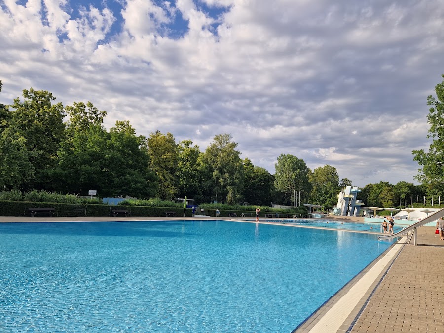 Freibad Neckarhalde