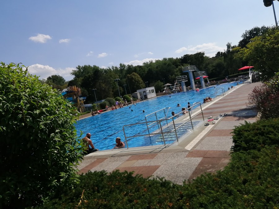 Nichtschwimmerbecken