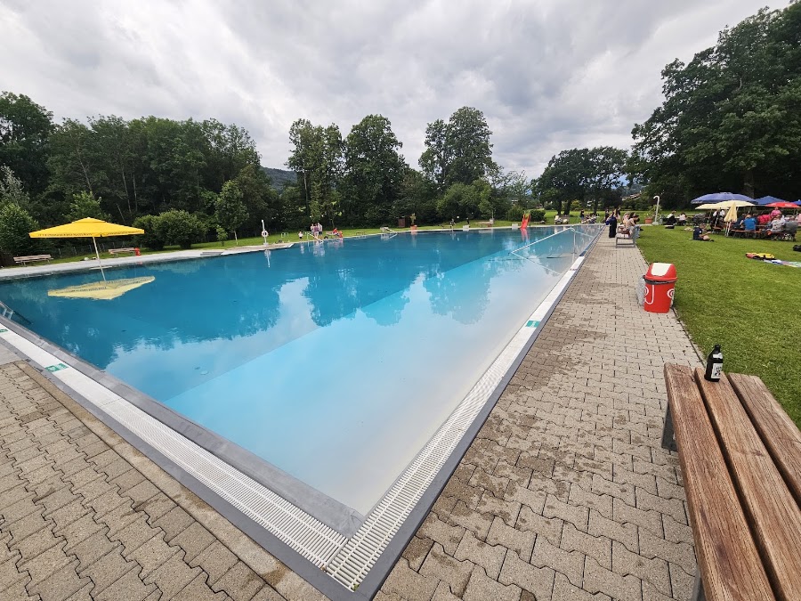 Schwimmbad Au