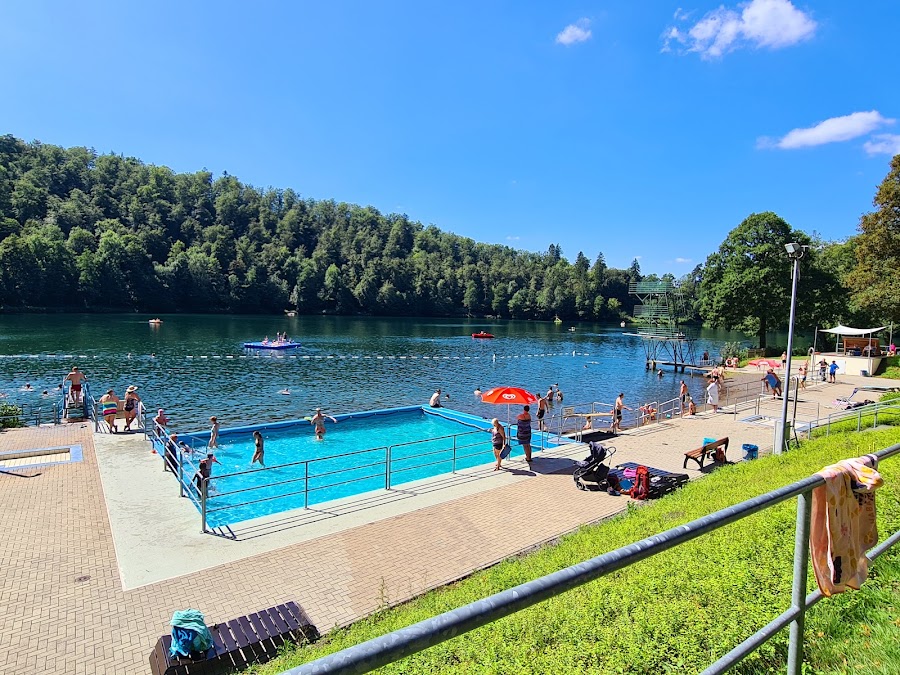 Schwimmbad am Gemündener Maar