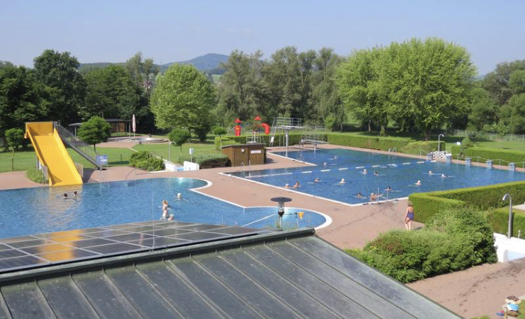 Freizeit- und Erholungsbad Nittenau