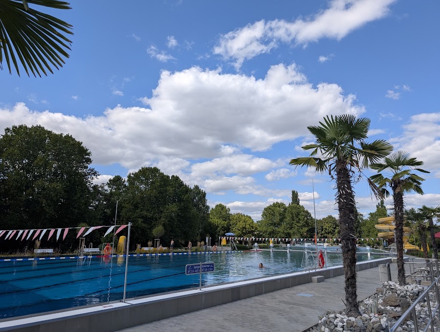 aqua-sole Freibad auf der Mondseeinsel