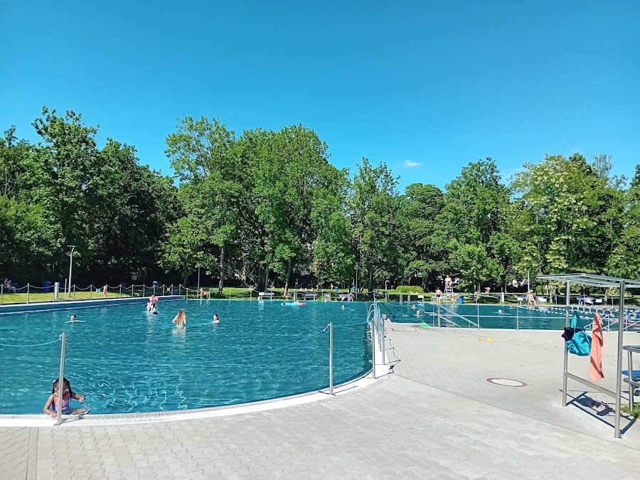 Freibad Hausen