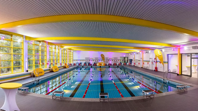 Schwimmhalle Mitte