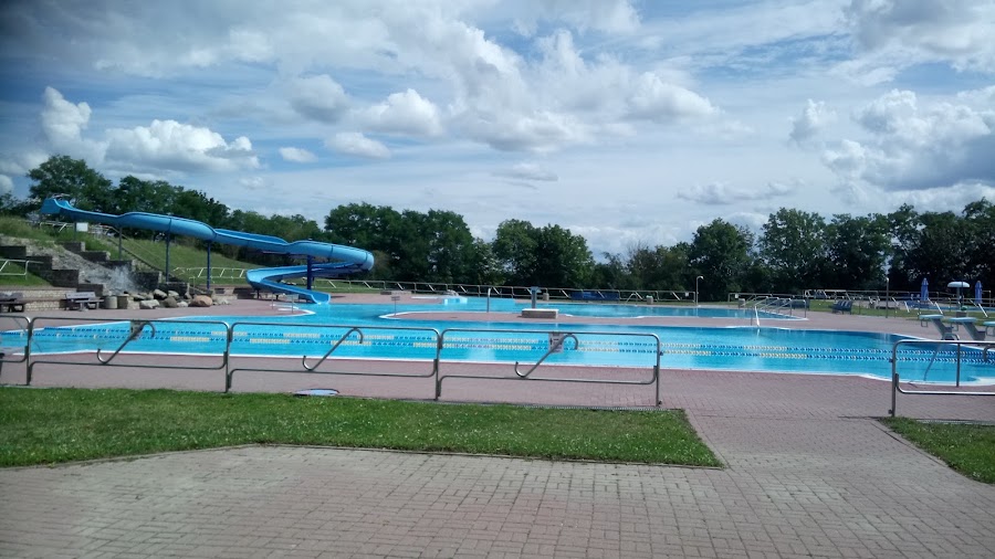 Soleschwimmbad Artern