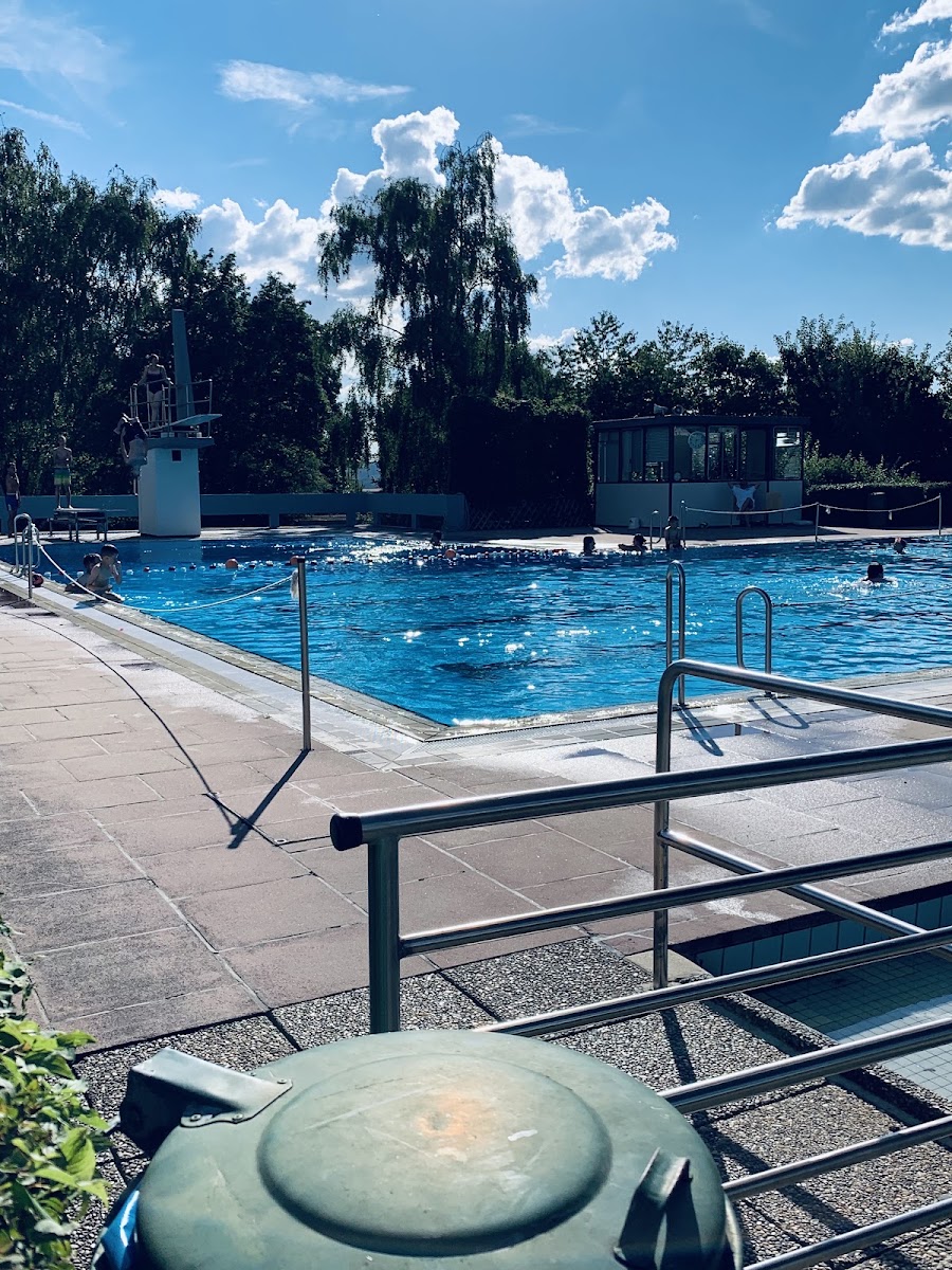 Hallen- und Freibad Kirchberg