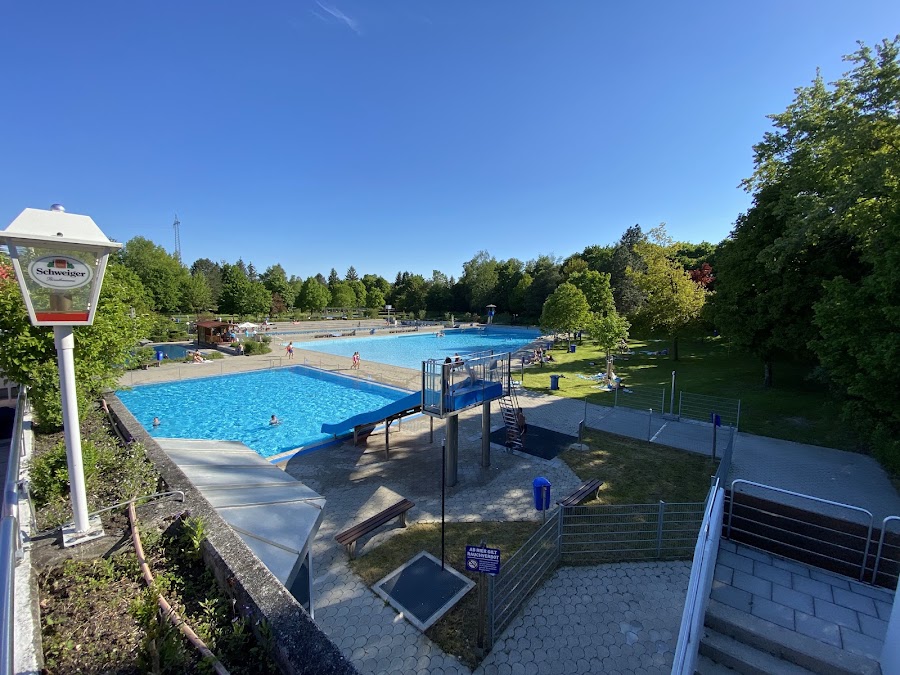 Wellenfreibad Germering