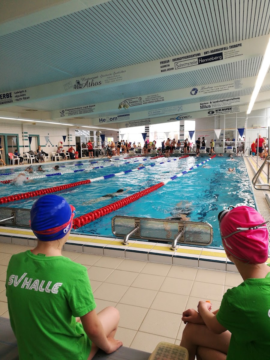 Schwimmhalle