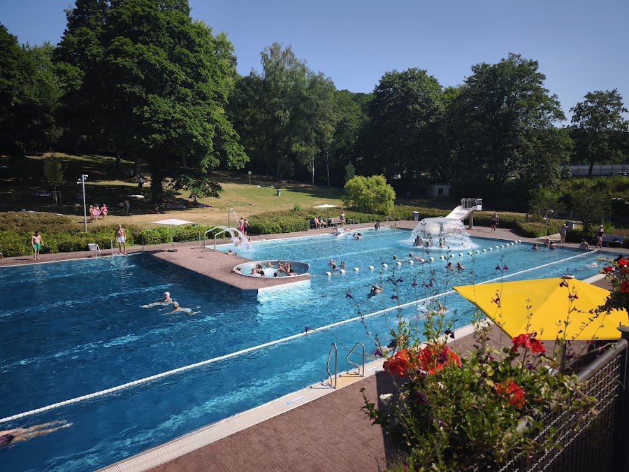 Warmwasserfreibad Kaan-Marienborn