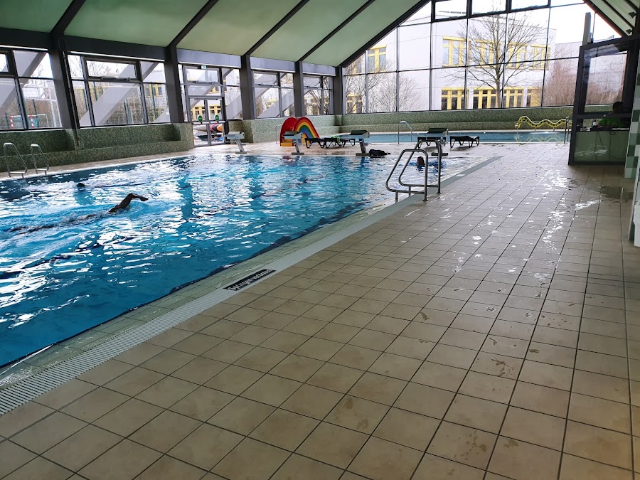 Hallenbad Stadeln