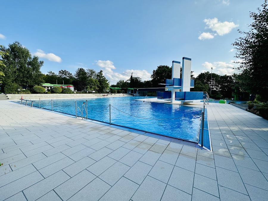 Warmfreibad Trippstadt