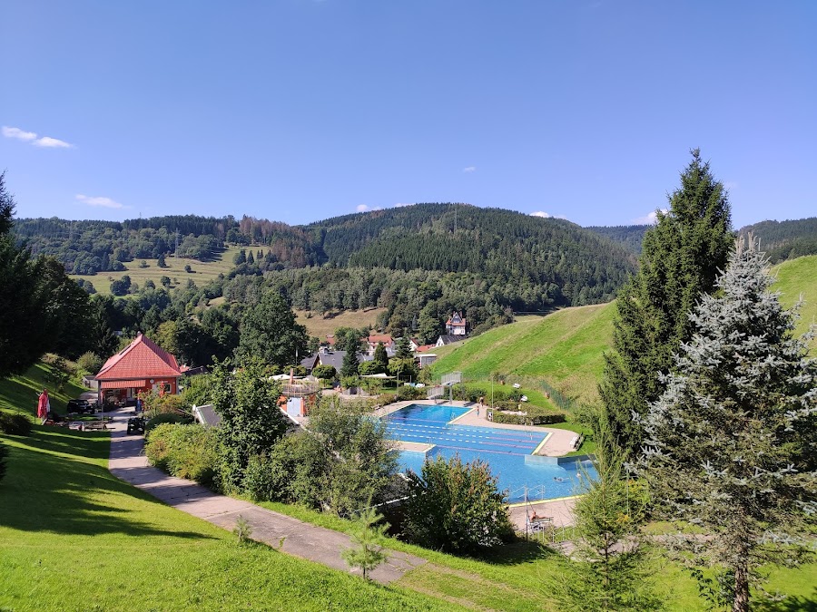 Terrassenbad