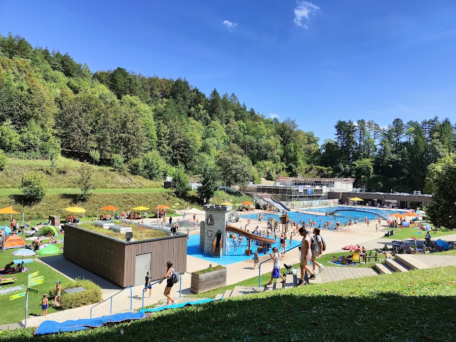 Frei- und Hallenbad Münsingen