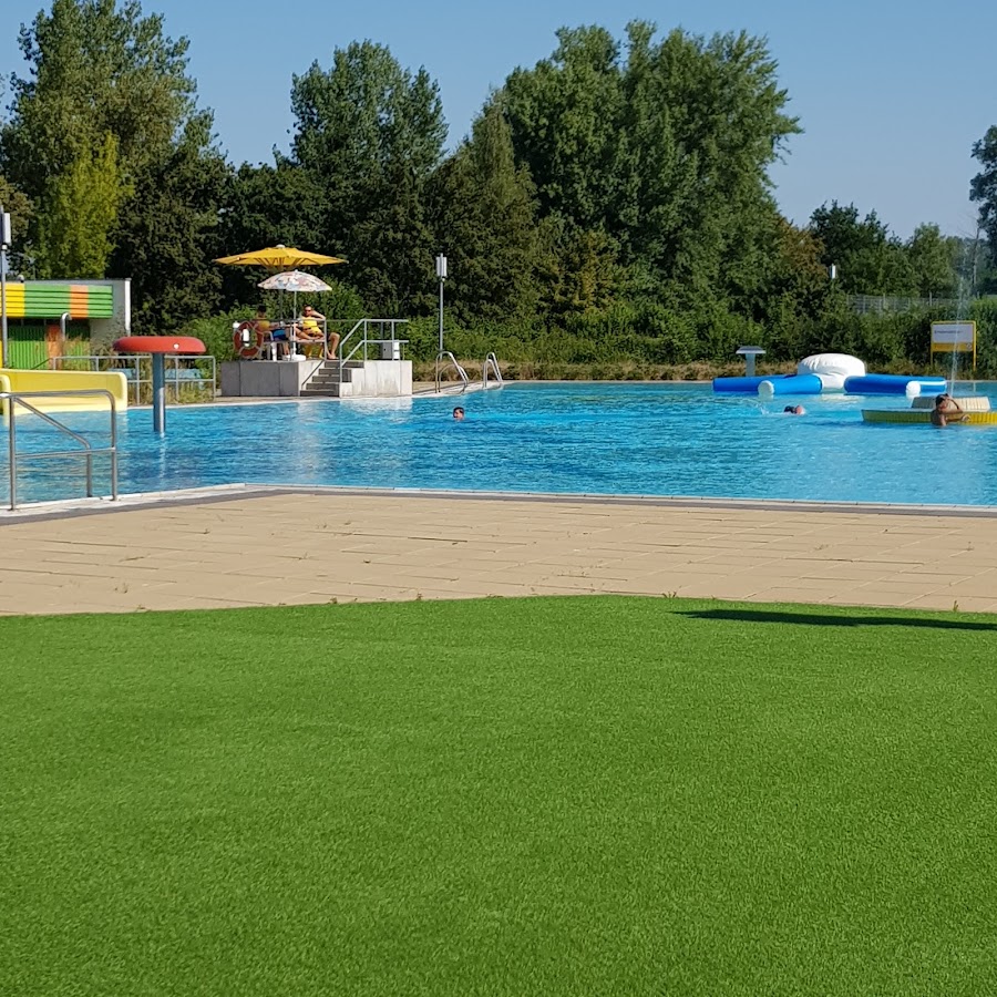 Sommerbad Schönefeld
