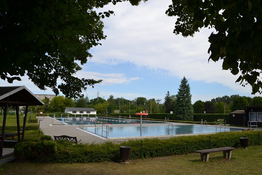 Freibad Theißen