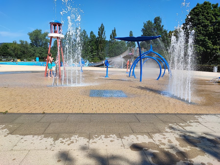 Freibad Saaleinsel