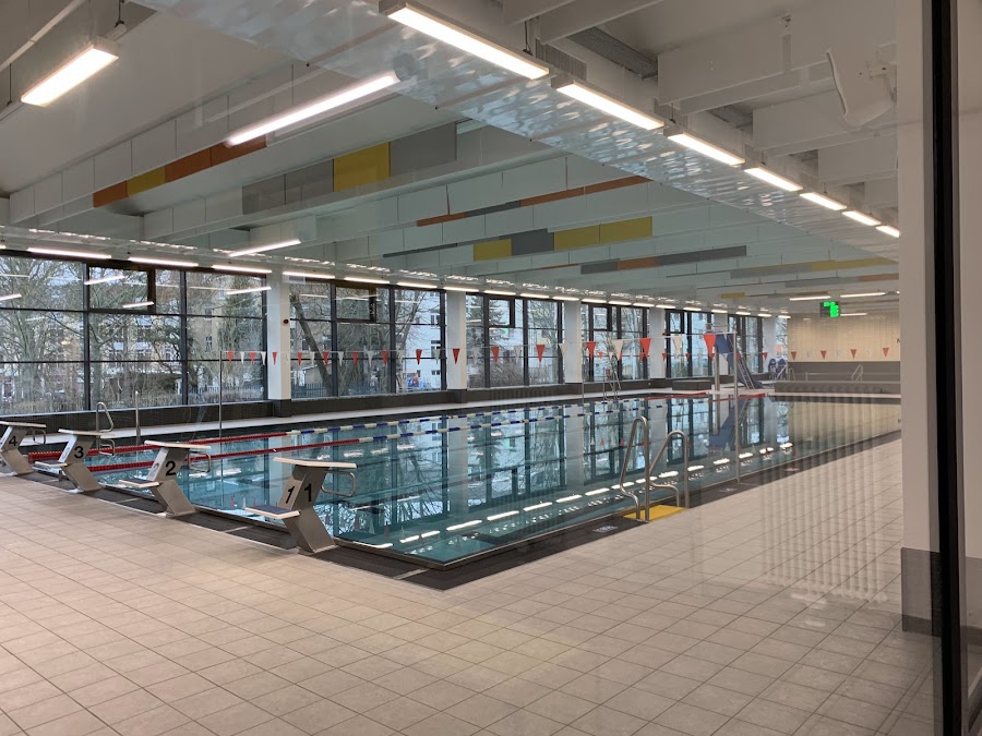 Schwimmhalle Gablenz