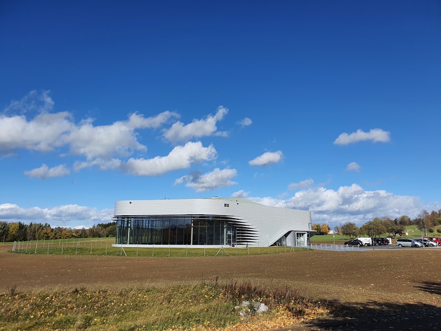 Ehemaliges Hallenbad