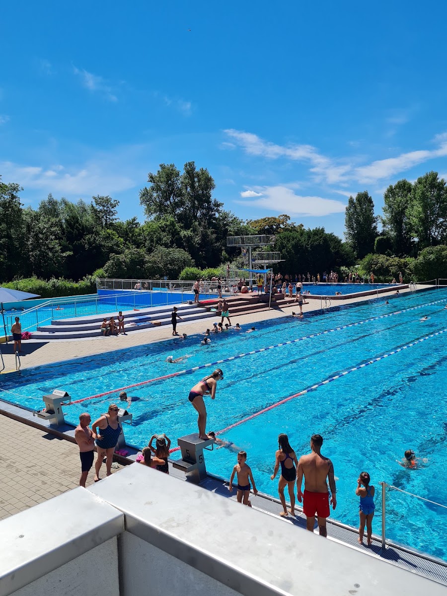 Hallen/Freibad Ketsch