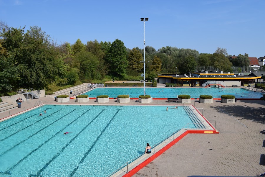 Freibad im Kleinen Felde