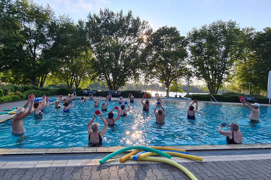 Schwimmbecken Wiesensee