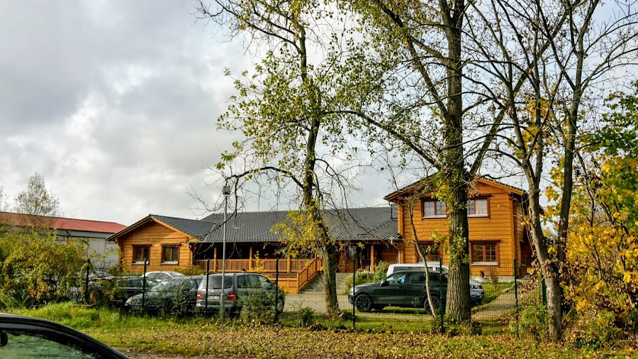 Schwimmschule im Blockhaus