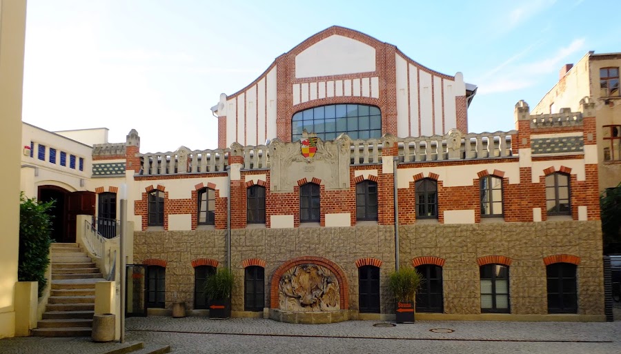 Gesundheitsbad, Stadtschwimmhalle Dessau