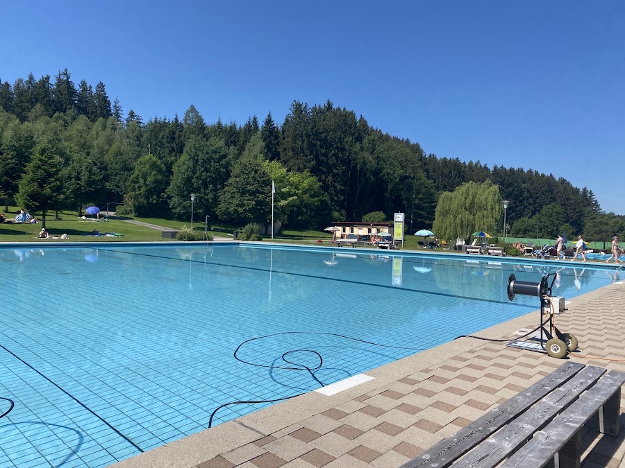Schwimmerbecken
