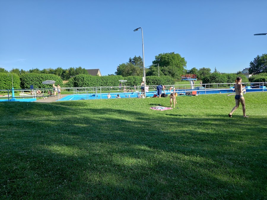 Freibad Wolfenhausen