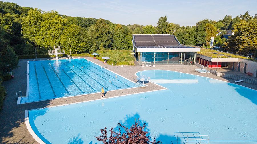 Hallen- und Freibad Wiembachtal