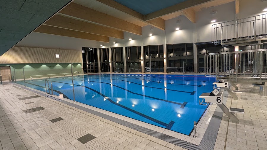 Hallenbad "Das W"