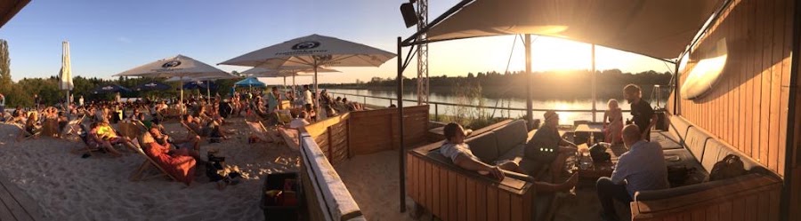 Beachbarbecken