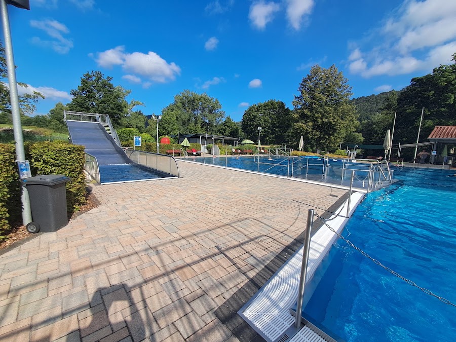 Freizeit- u. Erlebnisbad Biebergemünd